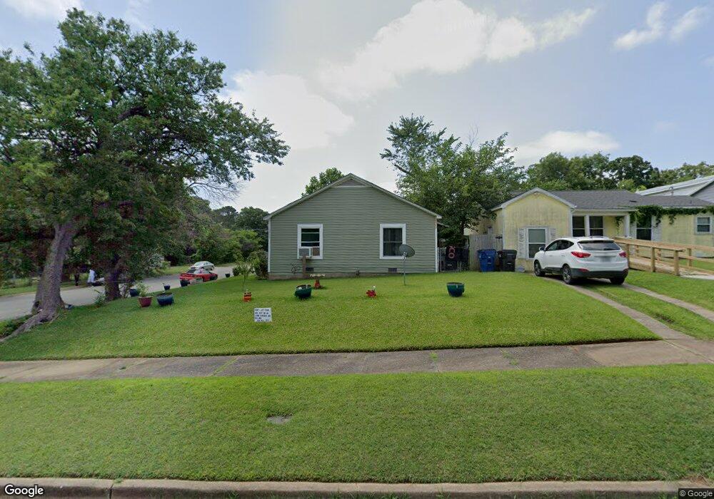 1000 W Nelson St, Denison, TX 75020 - photo 1