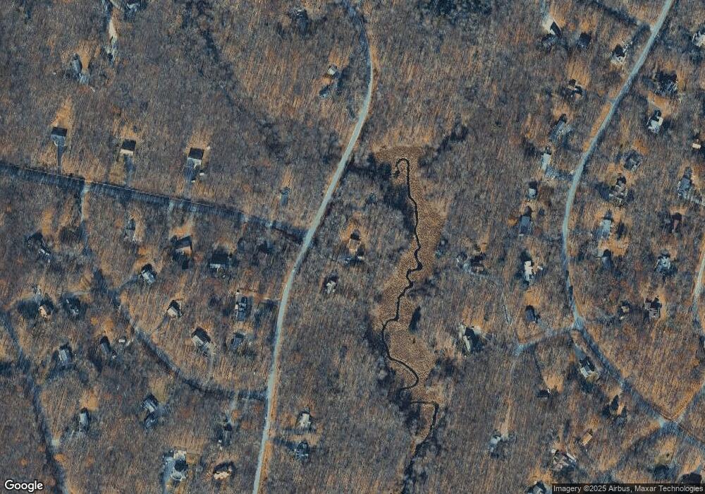 148 Aspen Dr, Milford, PA 18337 - photo 1