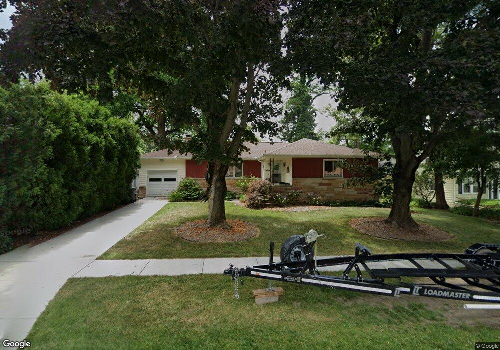 426 Shorehaven Dr, Erie, PA 16505 - photo 1