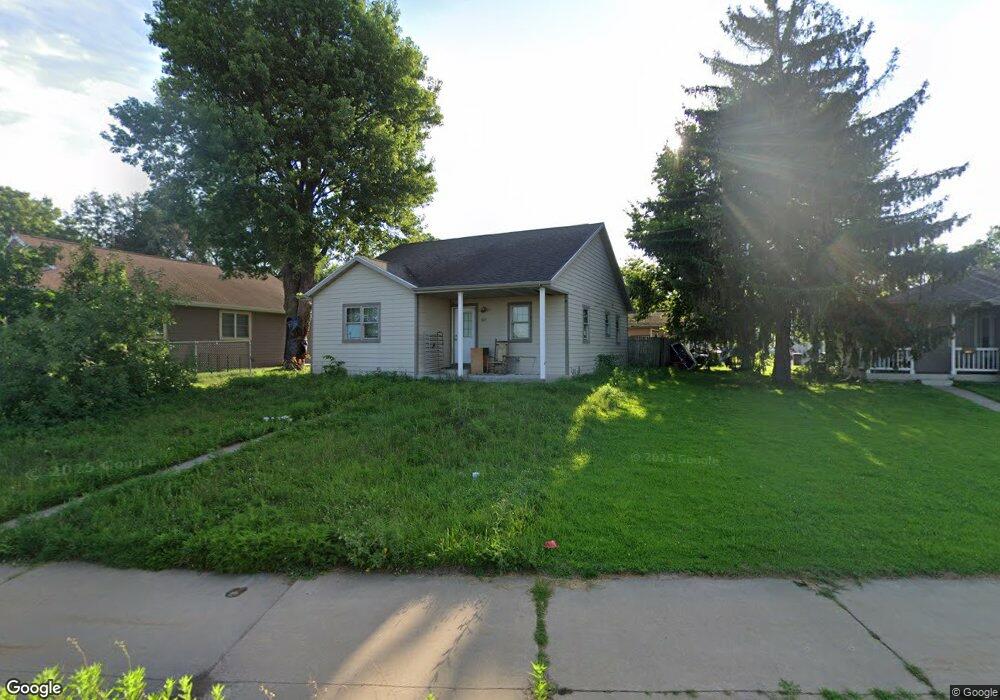 1417 4th St S, La Crosse, WI 54601 - photo 1