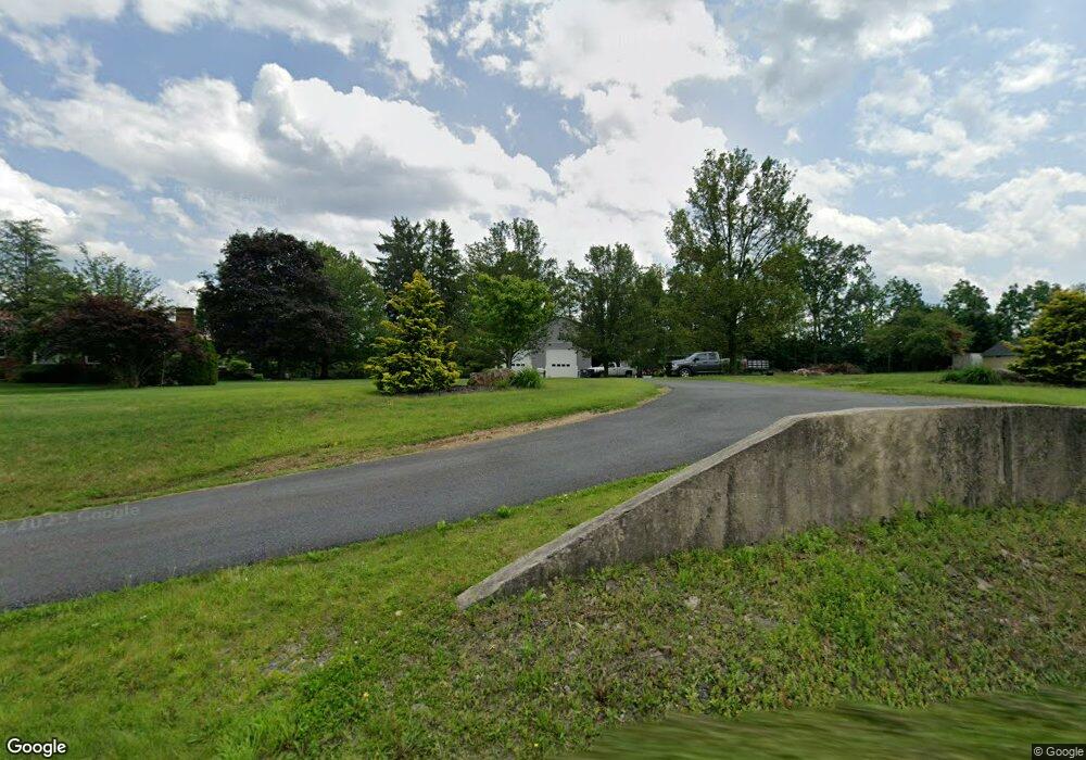 1073 W Market St, Schuylkill Haven, PA 17972 - photo 1