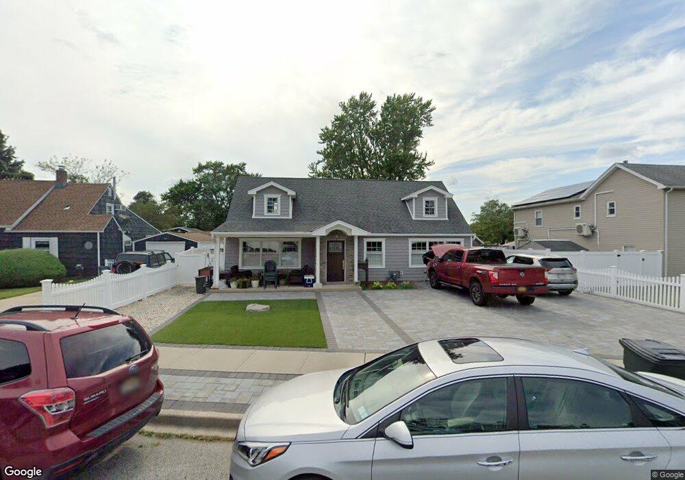 18 Flint Ln, Levittown, NY 11756 - photo 1