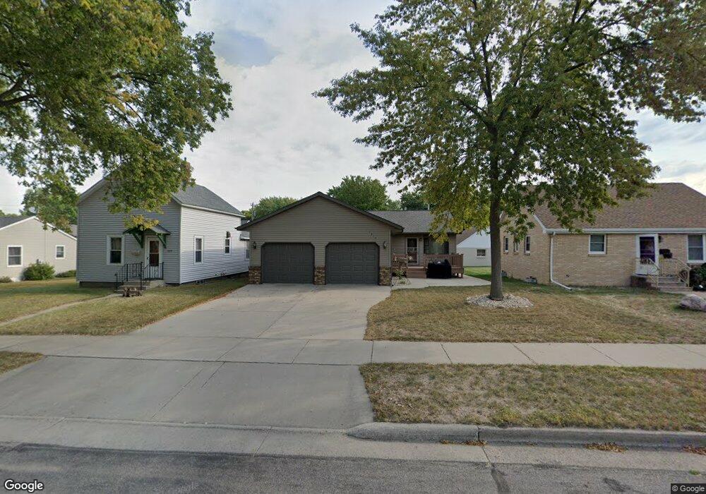 1209 S Franklin St, New Ulm, MN 56073 - photo 1