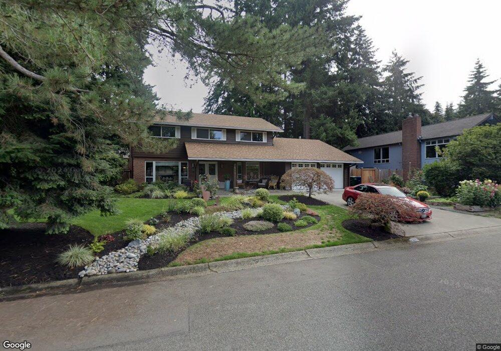 7610 85th Place SE, Mercer Island, WA 98040 - photo 1