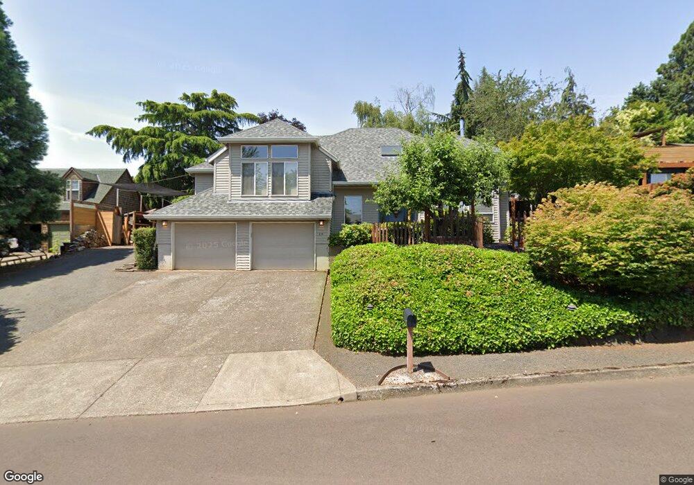 210 NW Laurel St, Dundee, OR 97115 - photo 1