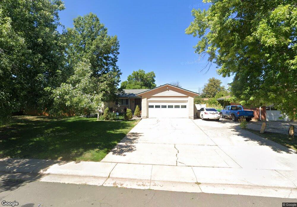 813 Fraser St, Aurora, CO 80011 - photo 1