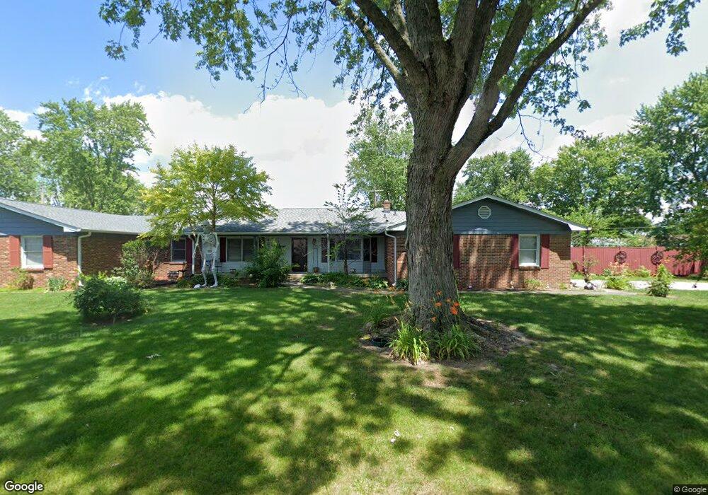 237 Meadow Ln, Plainfield, IN 46168 - photo 1