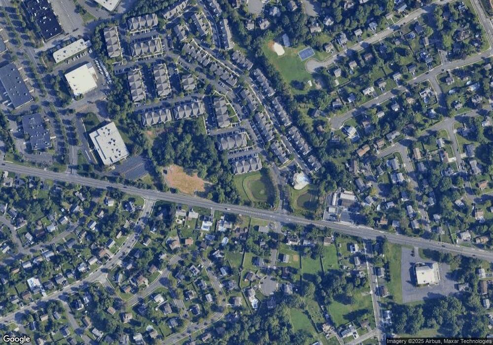 116 Frank Ct unit 116, South Plainfield, NJ 07080 - photo 1