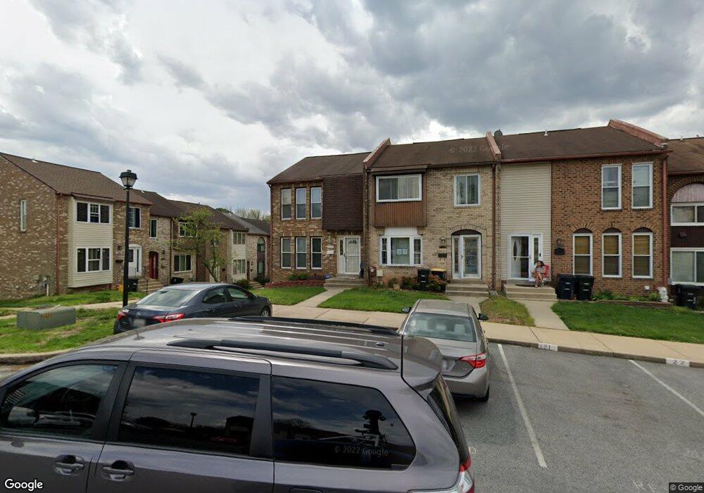 7014 Cipriano Woods Ct, Lanham, MD 20706 - photo 1