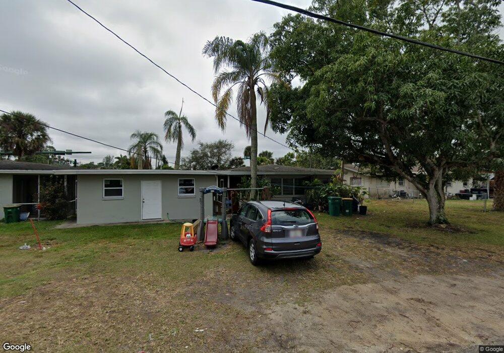 4401 Golden Gate Pkwy unit 1, Naples, FL 34116 - photo 1