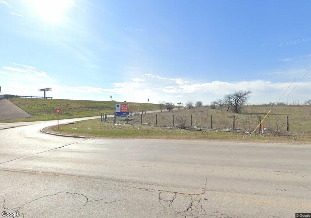 8823 Silver Creek Rd, Fort Worth, TX 76108 - photo 1