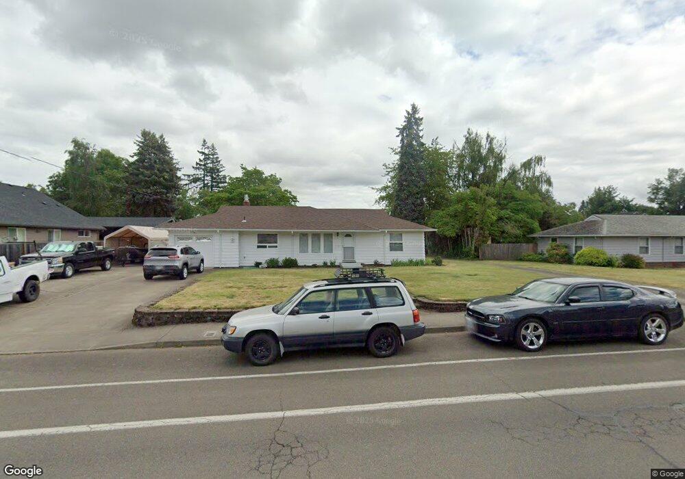 820 N Ivy St, Canby, OR 97013 - photo 1