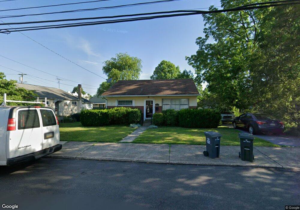 1123 Juniper St, Quakertown, PA 18951 - photo 1