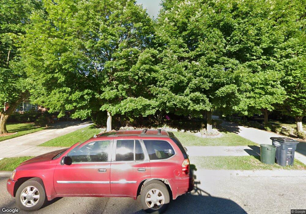 397 Neff Rd, Grosse Pointe, MI 48230 - photo 1