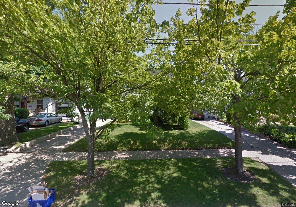 318 W Keith Ave, Waukegan, IL 60085 - photo 1