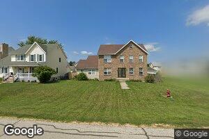 711 Hortense Dr, Kirkland, IL 60146