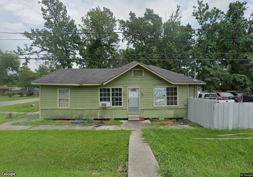 957 Grenshaw St, Houston, TX 77088 - photo 1