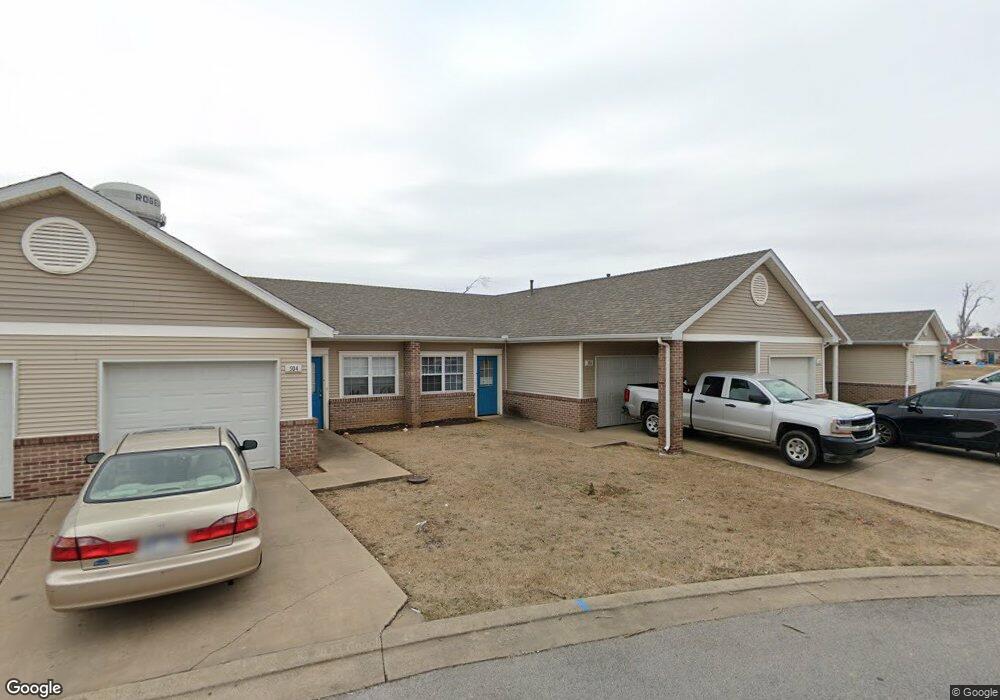 506 N 7th St, Rogers, AR 72756 - photo 1