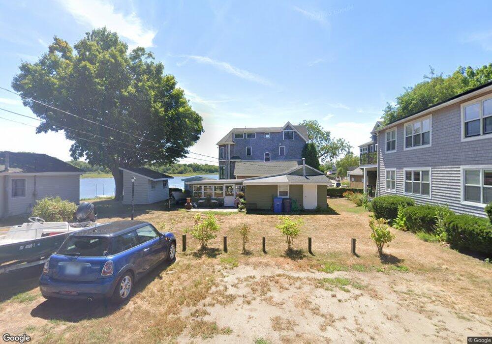 57 Wakefield Ave, Wakefield, RI 02879 - photo 1