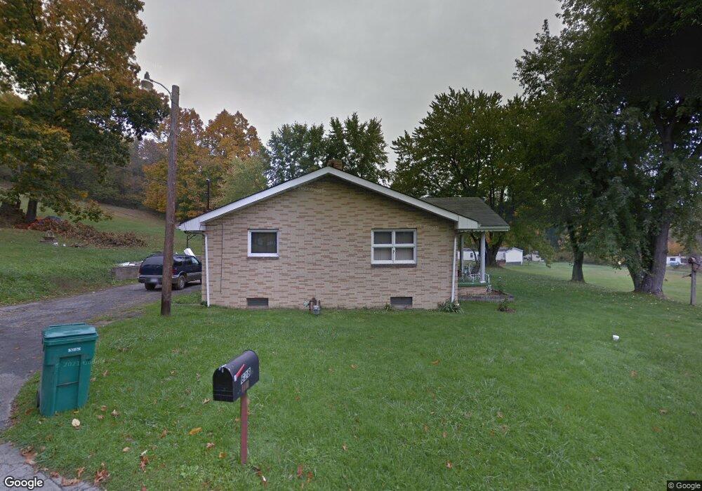 628 Finance Rd, Weirton, WV 26062 - photo 1