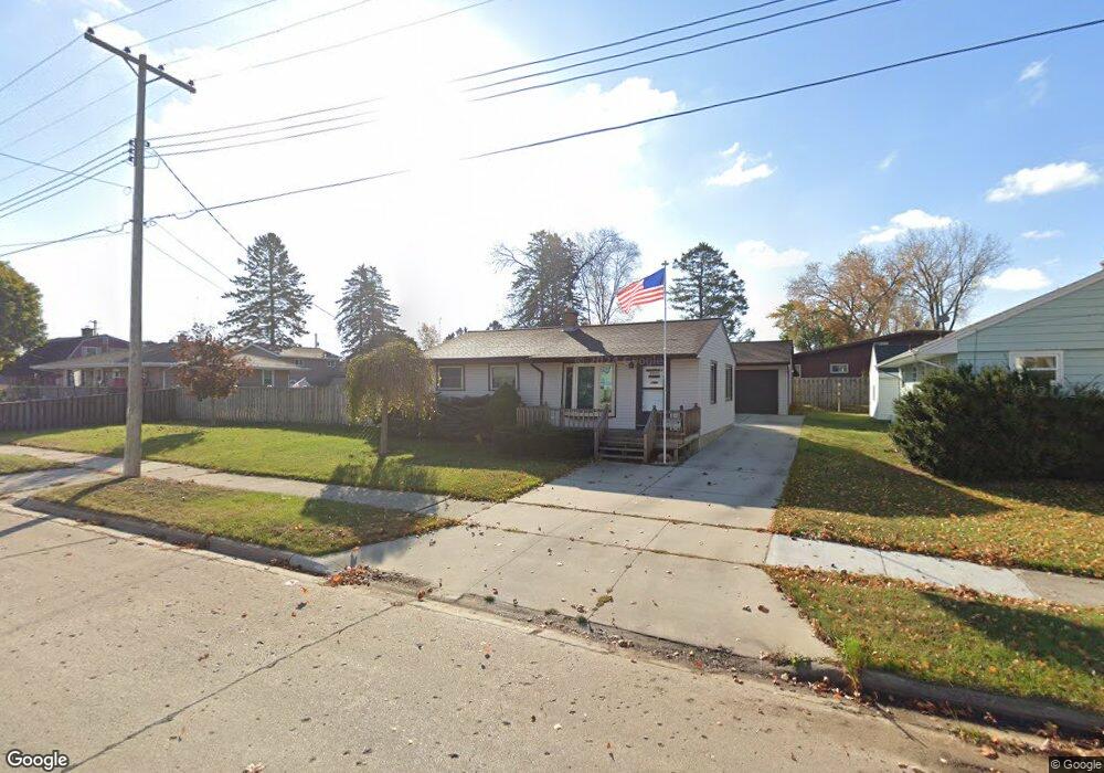 2215 10th St, Two Rivers, WI 54241 - photo 1