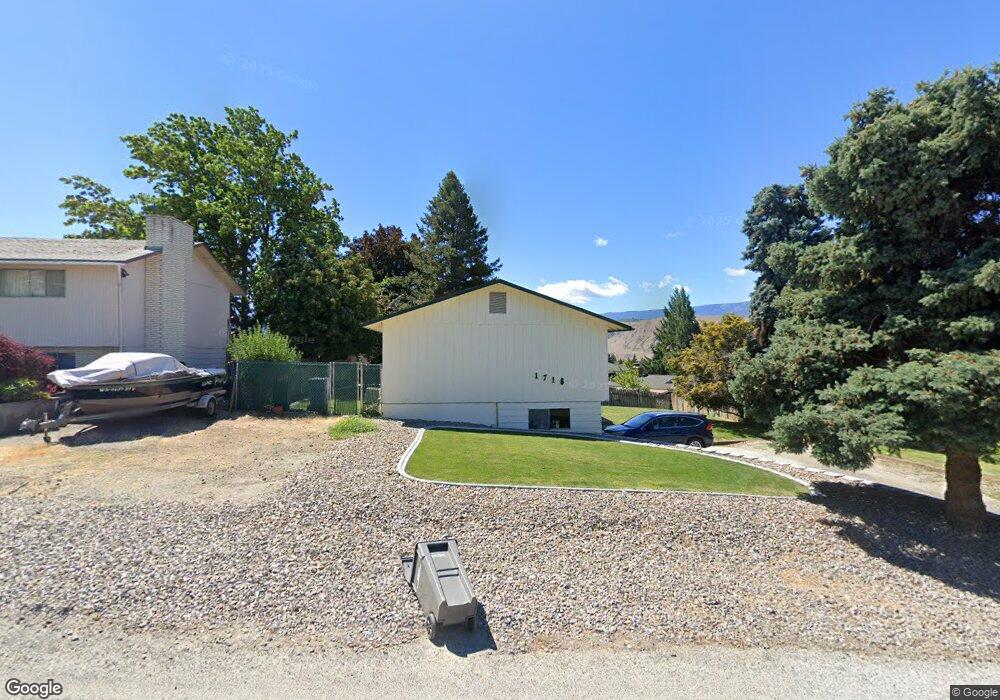 1718 7th St NE, East Wenatchee, WA 98802 - photo 1