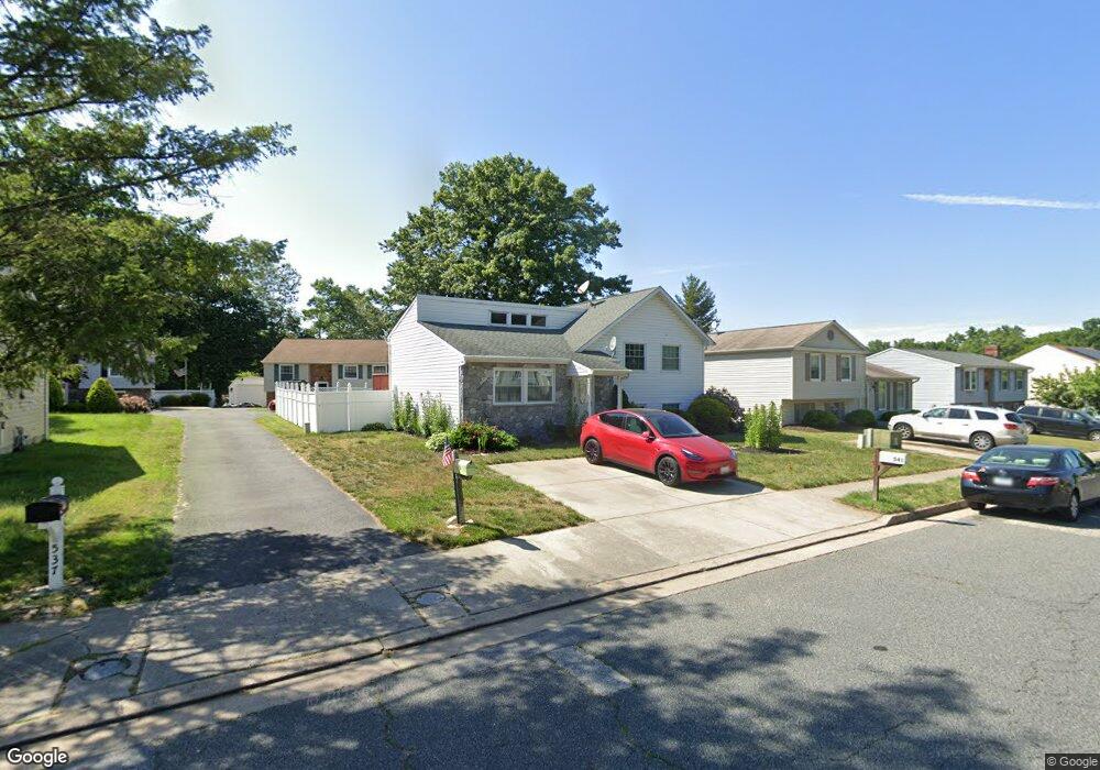 541 Fuselage Ave, Essex, MD 21221 - photo 1
