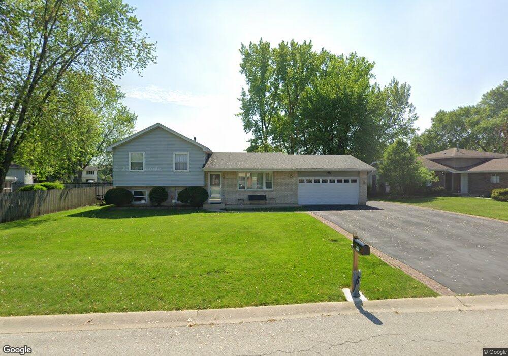 103 Saint George Ln unit 2, Oswego, IL 60543 - photo 1