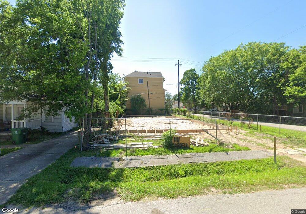 1111 Cordell St, Houston, TX 77009 - photo 1