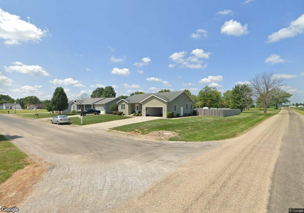 9995 N Country Dr, Effingham, IL 62401 - photo 1