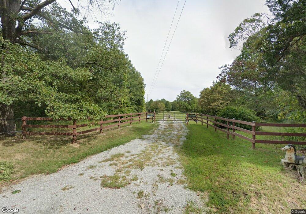 10011 S 800 W, Columbus, IN 47201 - photo 1