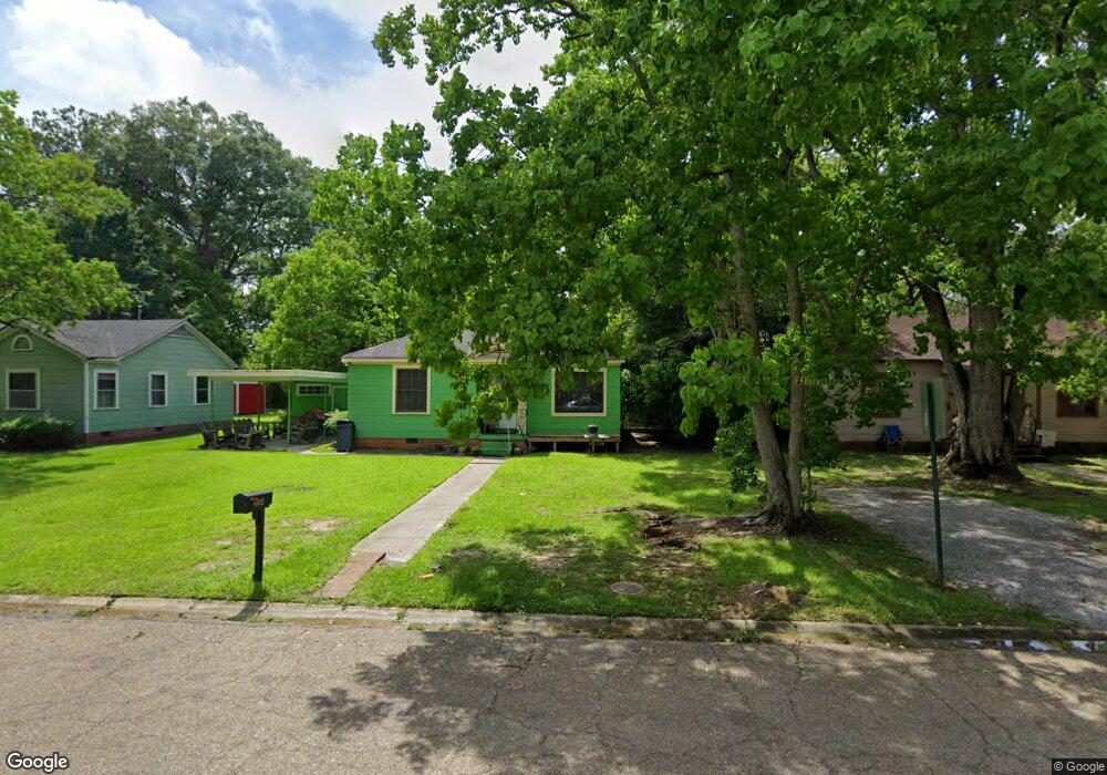 908 Poplar Dr, Laurel, MS 39440 - photo 1