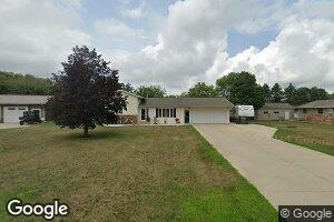 102 Circle Dr, Russell, MN 56169