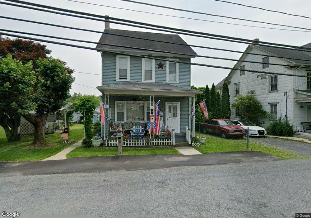 3906 E Grant St, Slatington, PA 18080 - photo 1
