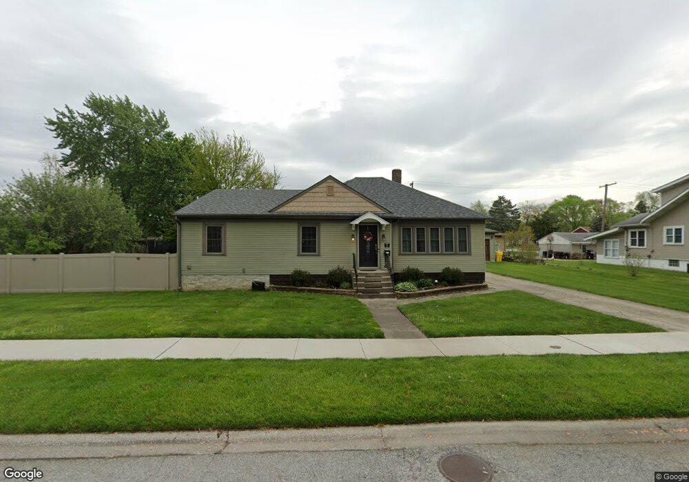 811 N Lafayette St, Griffith, IN 46319 - photo 1