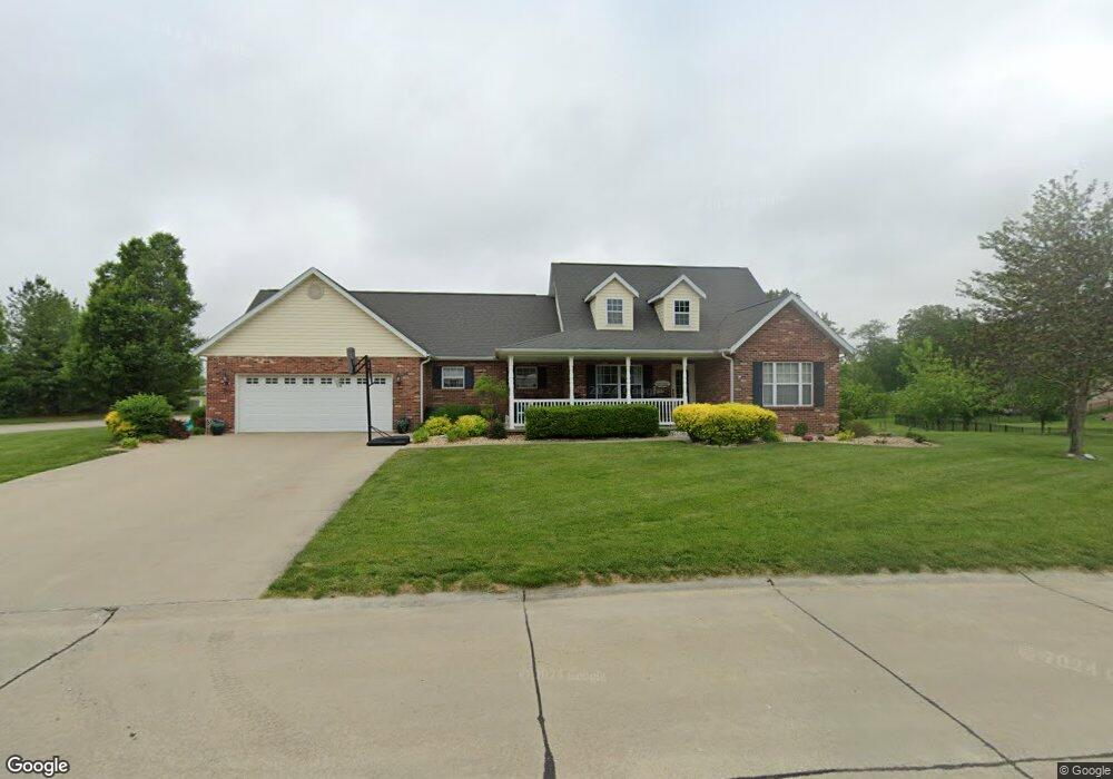 101 Woods Manor Dr, Freeburg, IL 62243 - photo 1