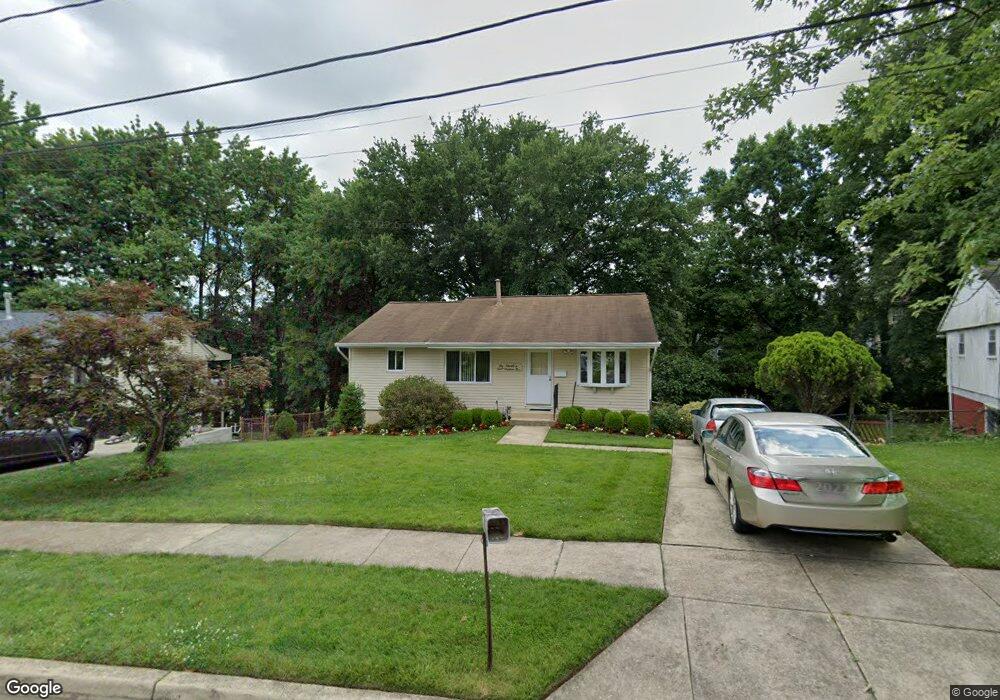 5607 Haddon Dr, Lanham, MD 20706 - photo 1