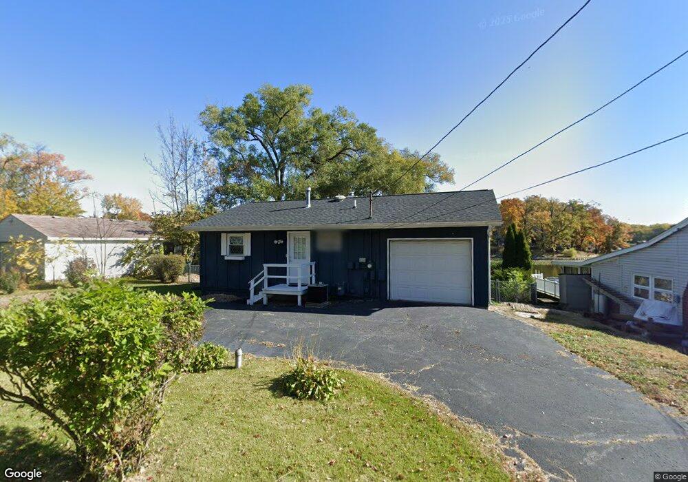 707 S Lakeview Dr, Lowell, IN 46356 - photo 1