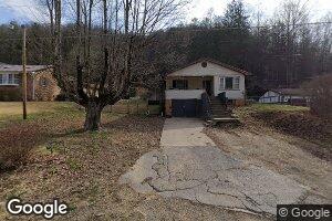 187 Akers Ave, Glen Fork, WV 25845