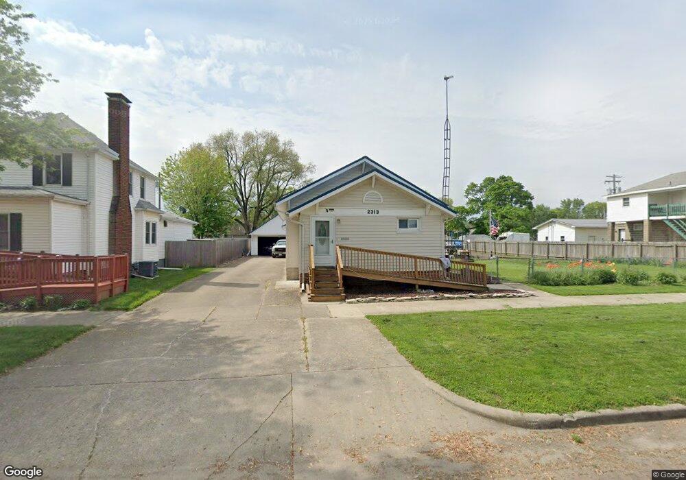 2313 Champaign Ave, Mattoon, IL 61938 - photo 1