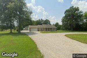 552 Main St, Walnut Hill, IL 62893