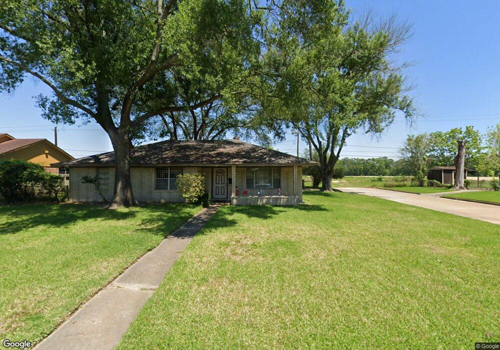 10022 Woodwick St, Houston, TX 77016 - photo 1