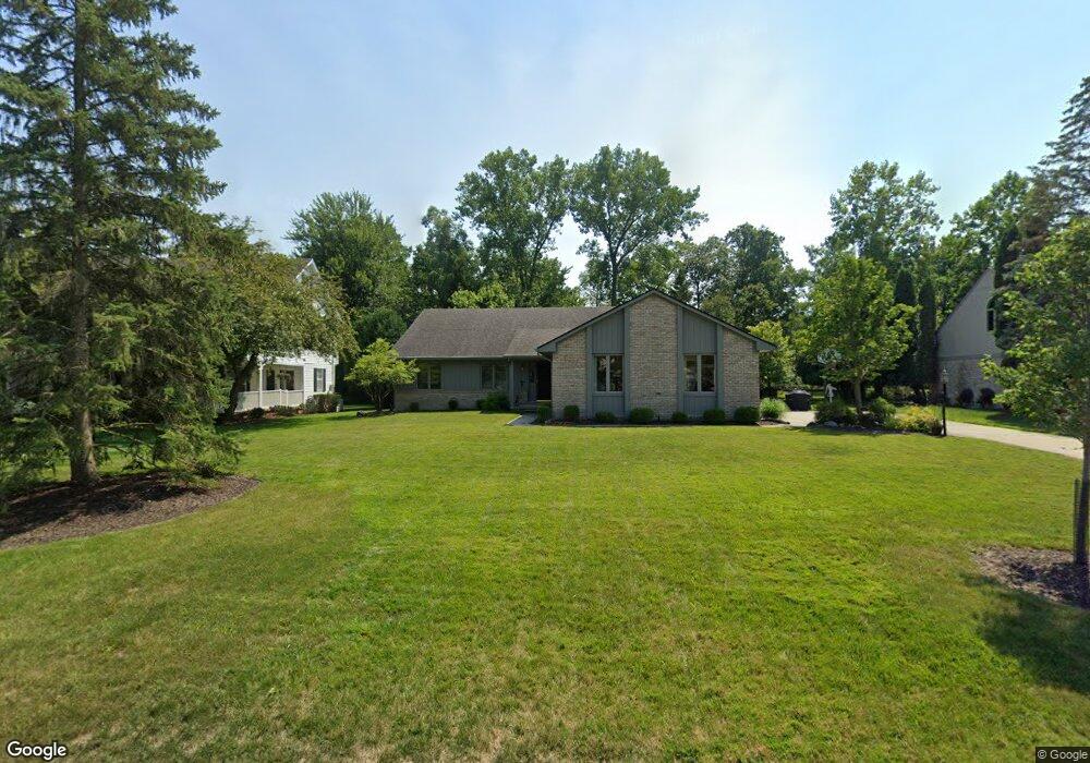 8807 Marquette Dr, Grosse Ile, MI 48138 - photo 1