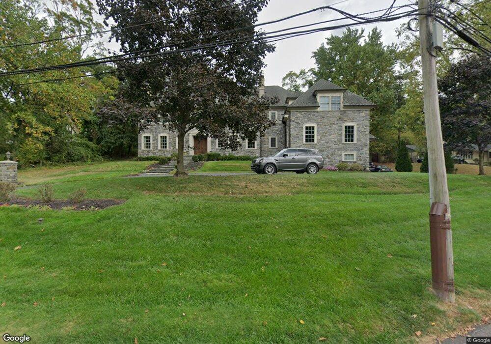 125 Kenilworth Rd, Villanova, PA 19085 - photo 1