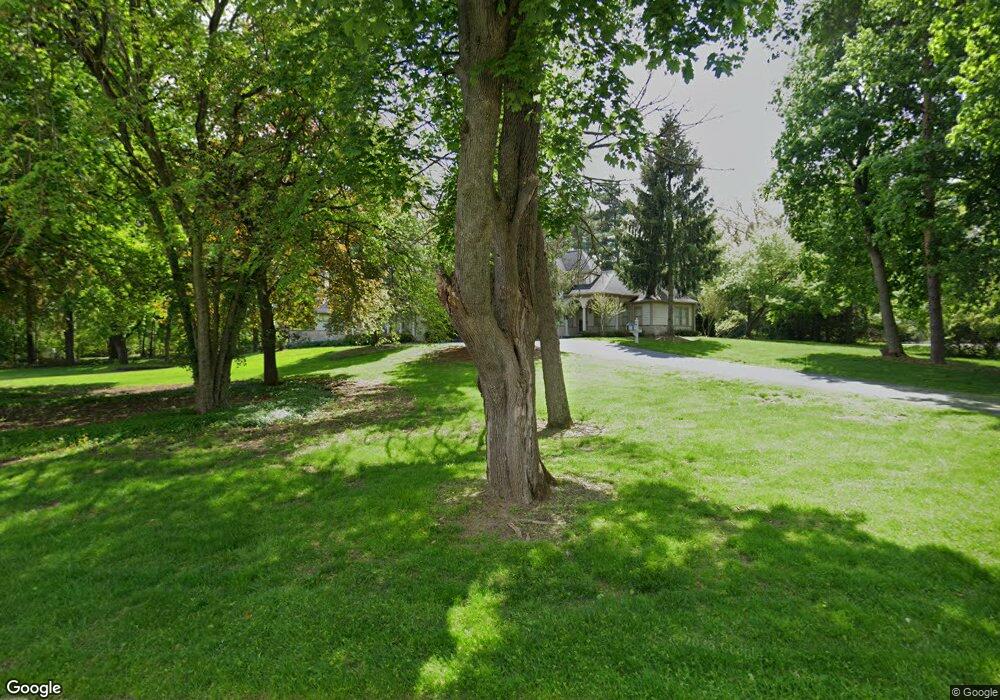 4980 Stoneleigh Rd, Bloomfield Hills, MI 48302 - photo 1