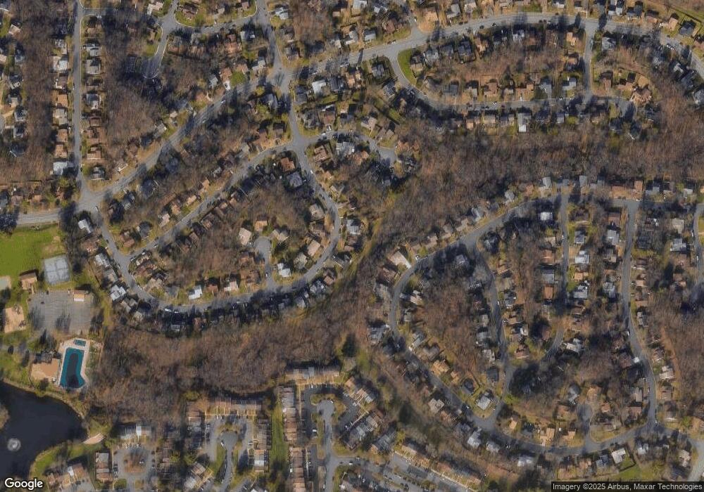 421 Avondale Dr, Sterling, VA 20164 - photo 1