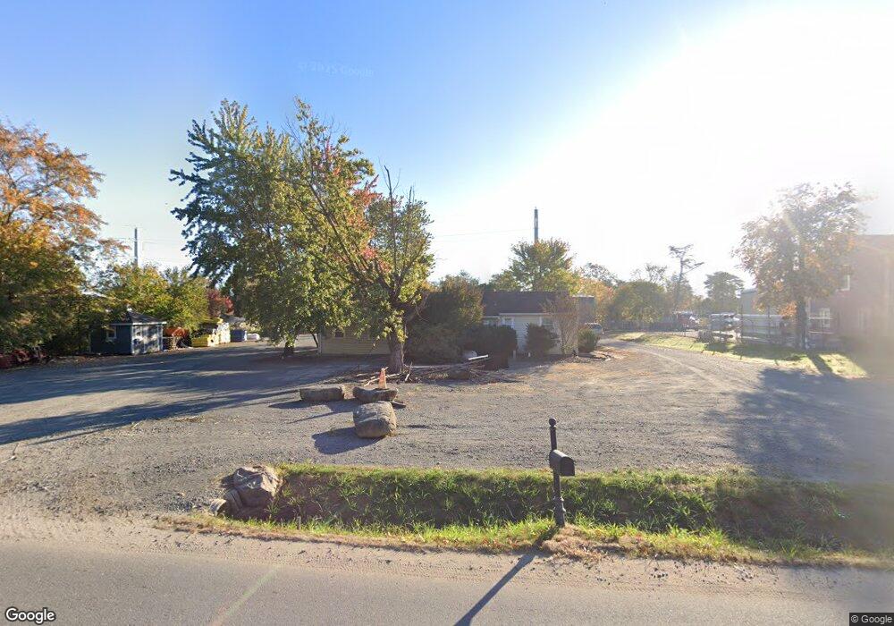 25250 Willard Rd, Chantilly, VA 20152 - photo 1