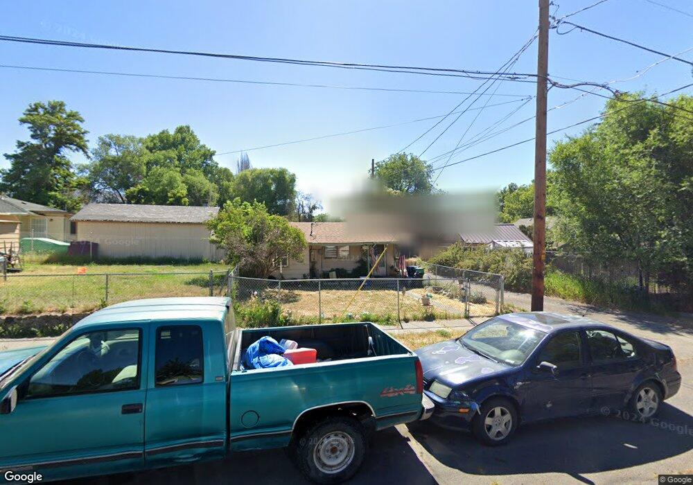 513 Division St, Klamath Falls, OR 97601 - photo 1