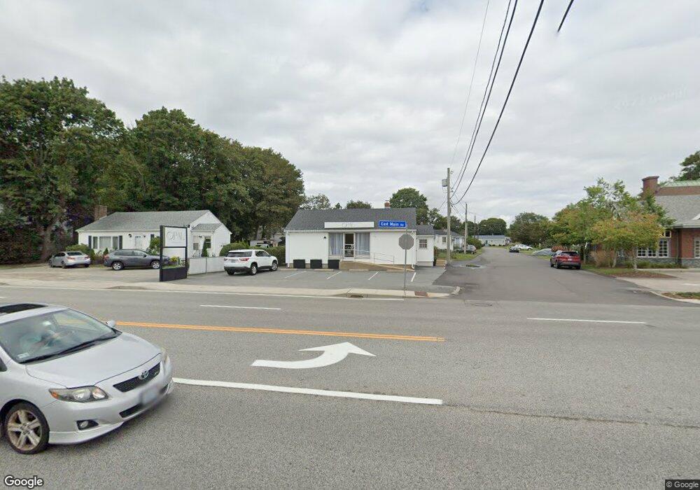 124 E Main Rd, Middletown, RI 02842 - photo 1