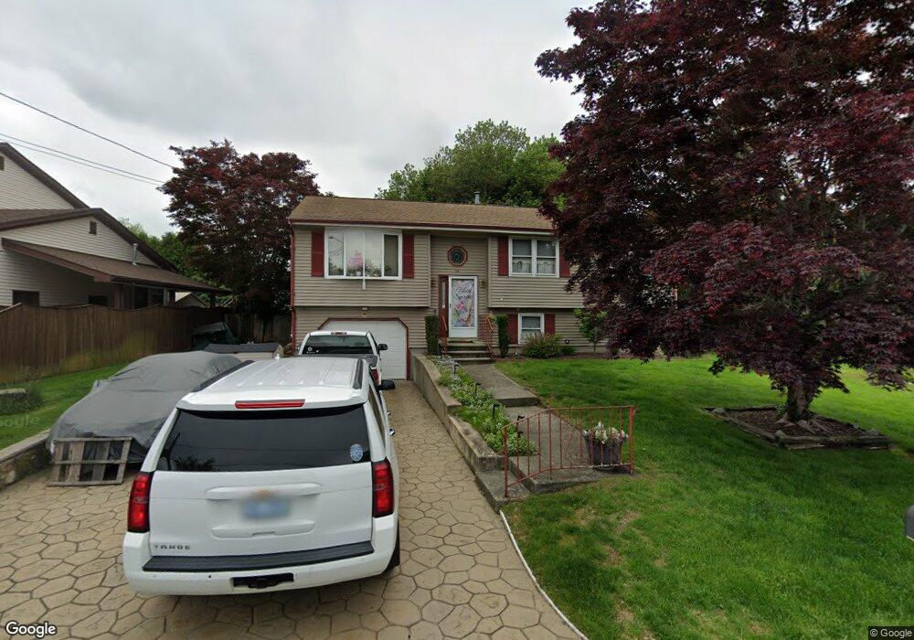 54 Arrowfield Rd, Cranston, RI 02921 - photo 1